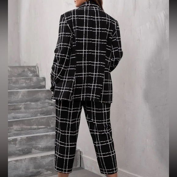 🎉🎉HP🎉🎉Shein 2 Piece Suit New - Picture 2 of 3